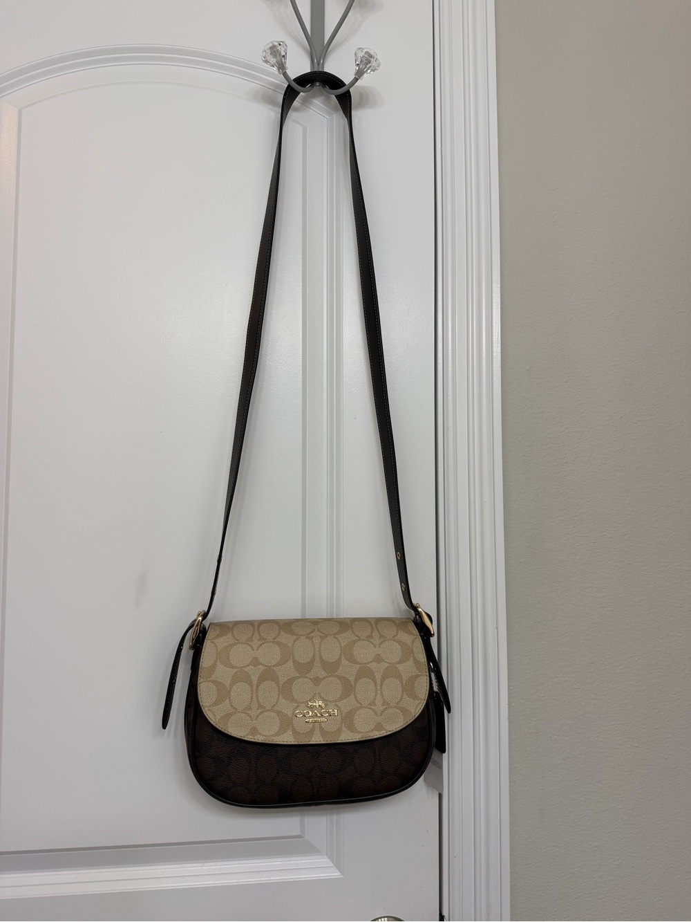 Coach Two-Tone Beige and Brown Signature Crossbody - Picture 1 of 5